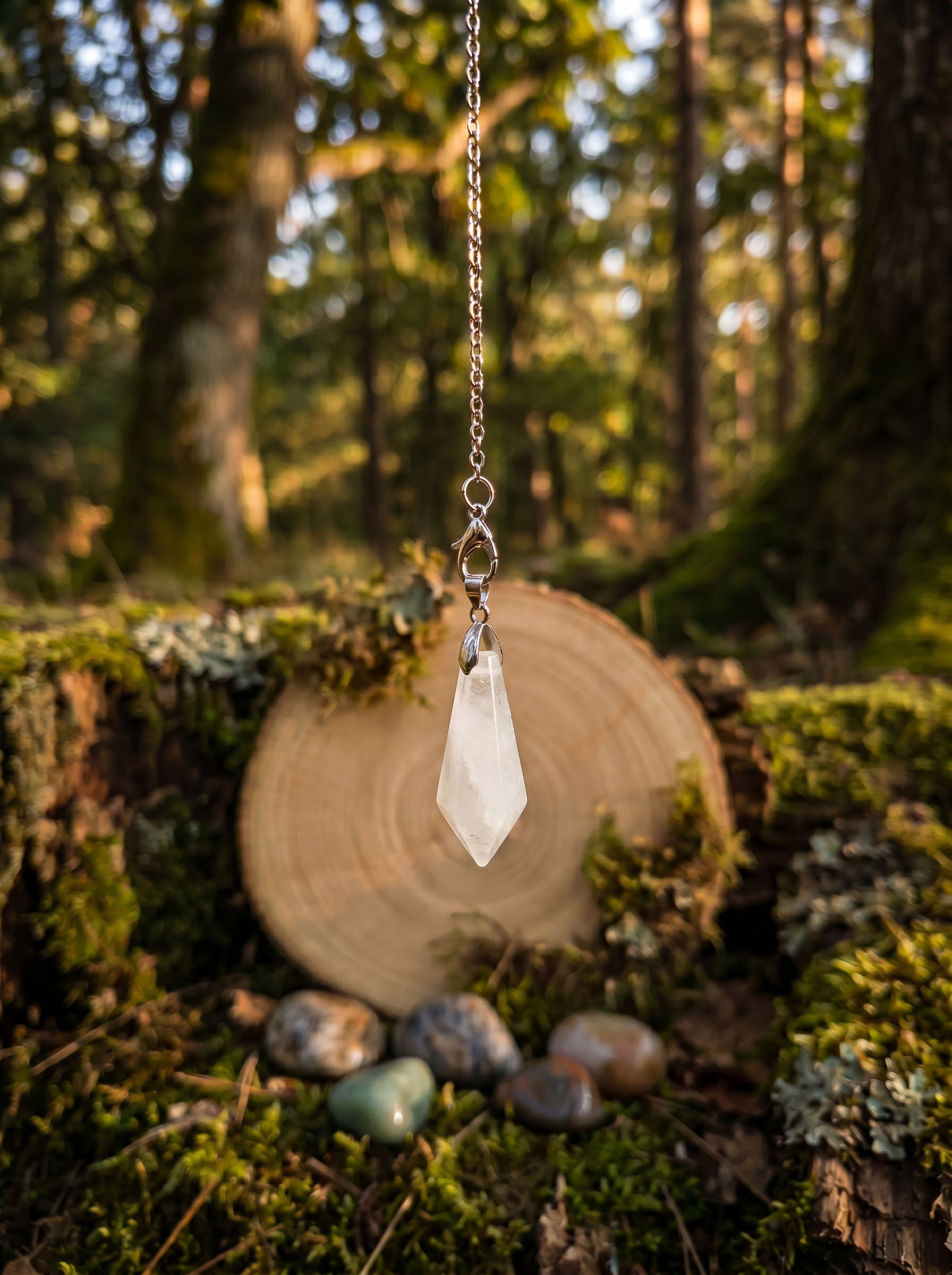 Pendolo in Cristallo Naturale - Strumento di Connessione e Divinazione - Quarzo Ialino